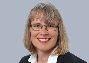 Flandrina Helbling, Consulenza legale