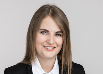 Lara Felber, Manager Corporate Finance / M&A