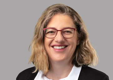 Sandra Fischer, Office Manager