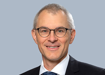 Martin Schwärzel, Fiduciaria