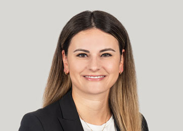 Monika Maric, MLaw/Rechtsanwältin